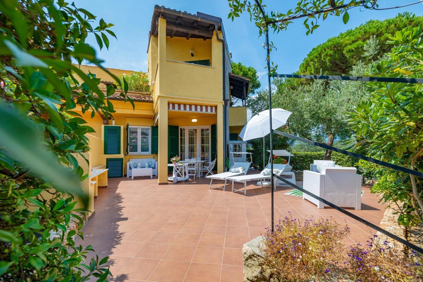 Isabel Beach And Bike Finale Ligure Exterior foto