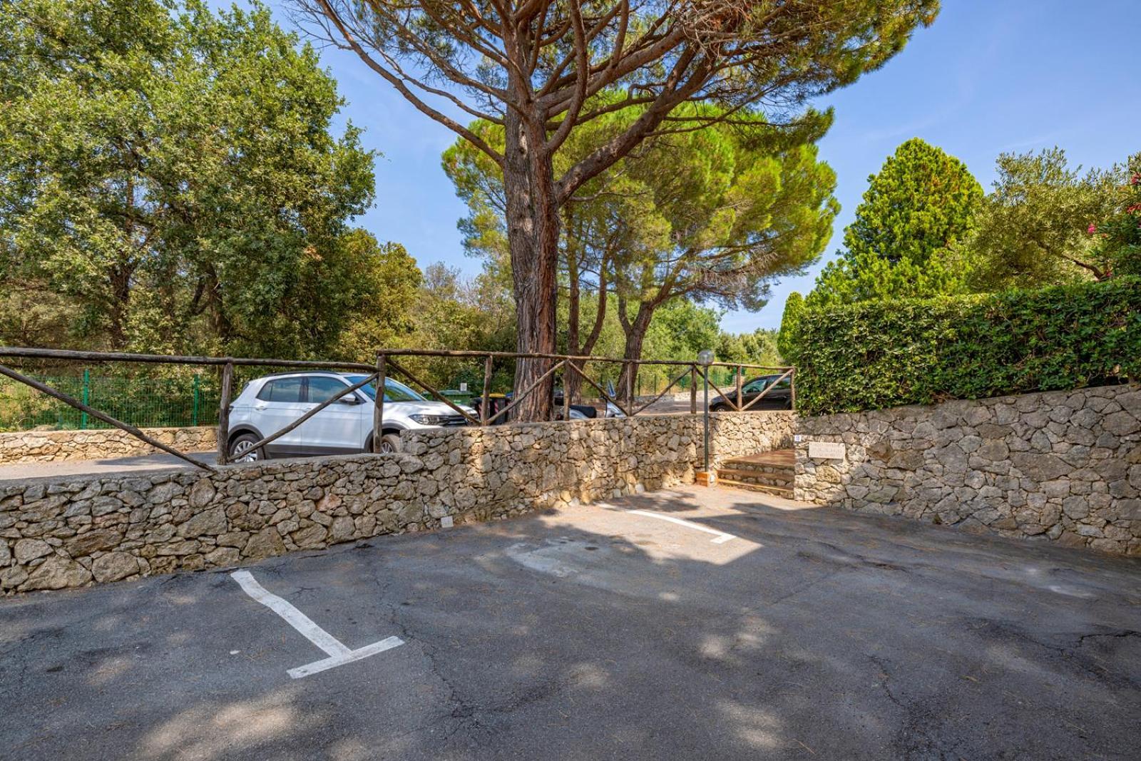 Isabel Beach And Bike Finale Ligure Exterior foto